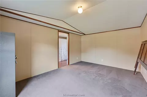 111 Hill Loop, Somerville, TX 77879 photo 9