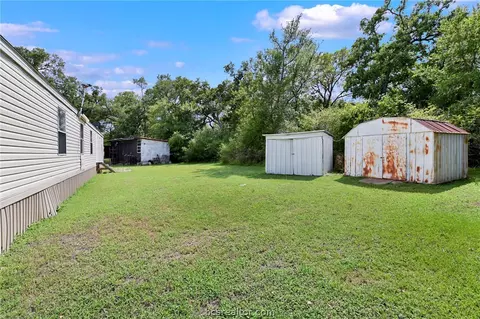 111 Hill Loop, Somerville, TX 77879 photo 16