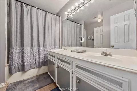 1449 Cedarcrest Ln, Bryan, TX 77803 photo 13