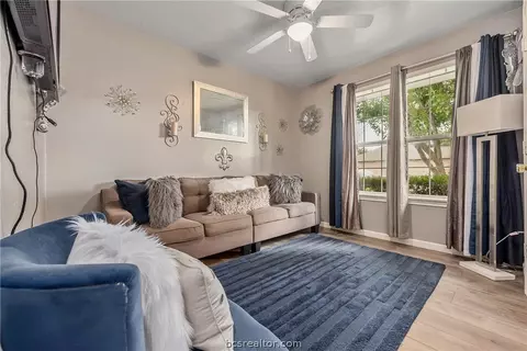 1449 Cedarcrest Ln, Bryan, TX 77803 photo 14