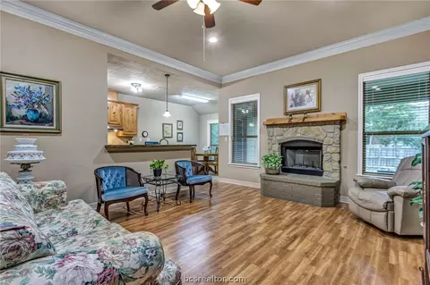 2909 Alba Ct, Bryan, TX 77808 photo 2