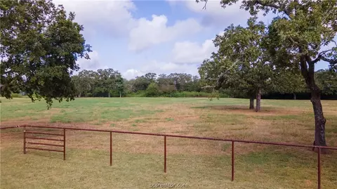 6950 Chick Ln, Bryan, TX 77807 photo 40