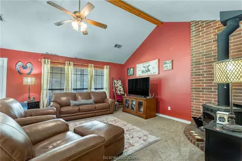 6950 Chick Ln, Bryan, TX 77807 photo 14