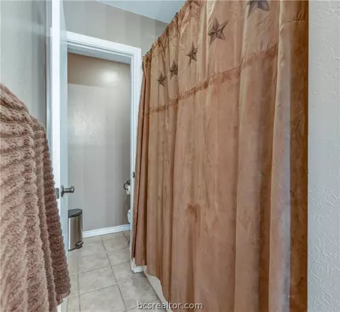 6950 Chick Ln, Bryan, TX 77807 photo 31