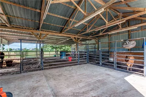6950 Chick Ln, Bryan, TX 77807 photo 38