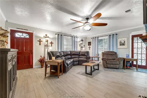 2709 Silver Maple Dr, Bryan, TX 77803 photo 7