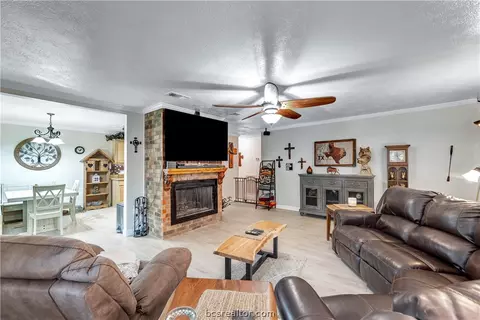 2709 Silver Maple Dr, Bryan, TX 77803 photo 4