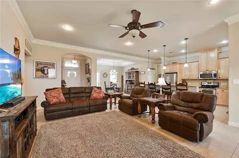 8700 Tejas Ranch Loop, Bryan, TX 77808 photo 3