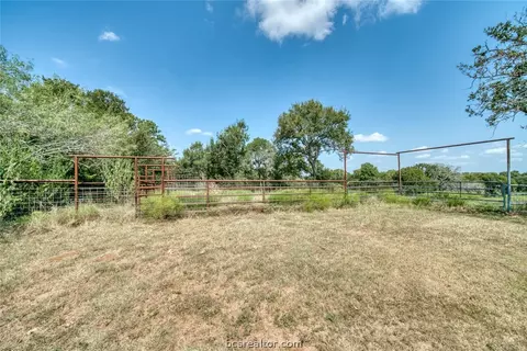 6670 Peyton Rd, Bryan, TX 77807 photo 29