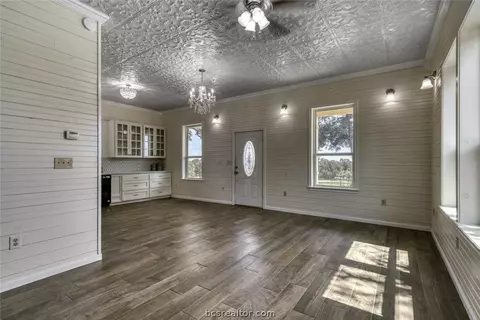 6670 Peyton Rd, Bryan, TX 77807 photo 10