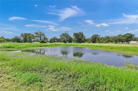 9332 Hudspeth Rd, Bryan, TX 77808 photo 3