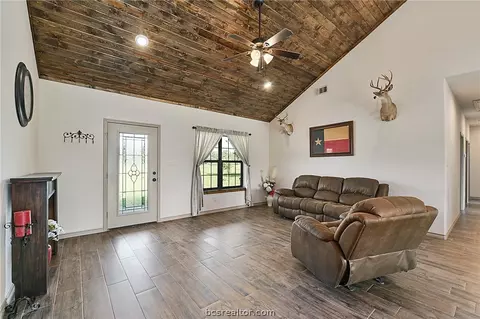 9332 Hudspeth Rd, Bryan, TX 77808 photo 17