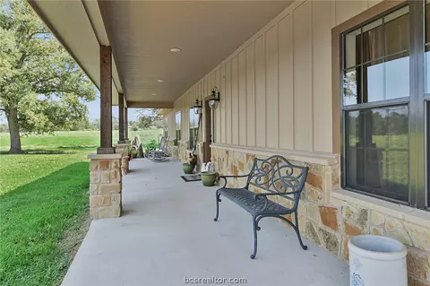 9332 Hudspeth Rd, Bryan, TX 77808 photo 5