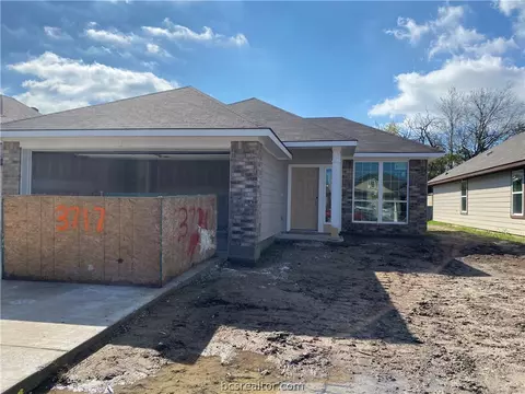 3717 Mckenzie St, Bryan, TX 77803 photo 2