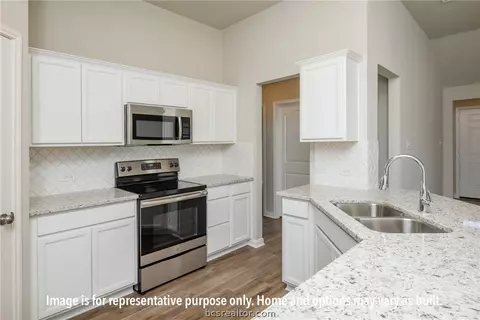 3717 Mckenzie St, Bryan, TX 77803 photo 12