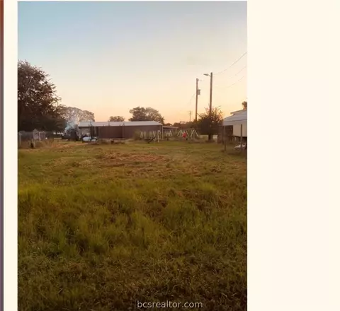 1069 E Bowers Ave, Dime Box, TX 77853 photo 1