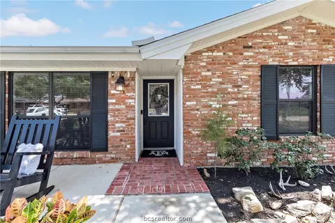 1110 Lamar Dr, Bryan, TX 77802 photo 3