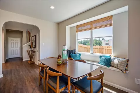 965 Harper Ln, Bryan, TX 77803 photo 9