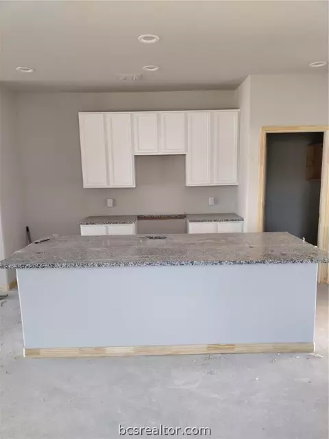 965 Harper Ln, Bryan, TX 77803 photo 3