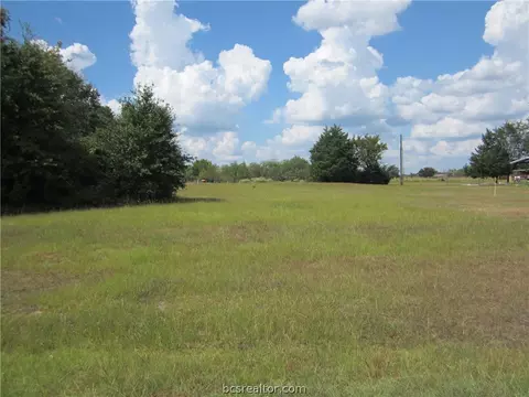 5965 Standing Rock Rd, Bryan, TX 77808 photo 4