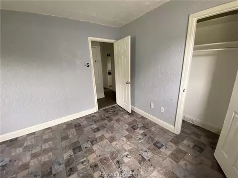 808 Dumas Dr, Bryan, TX 77803 photo 11