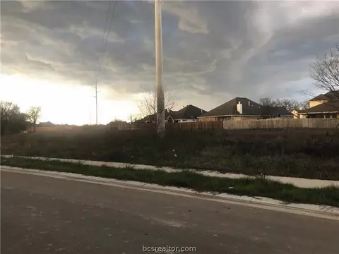 2968 Archer Dr, Bryan, TX 77808 photo 1