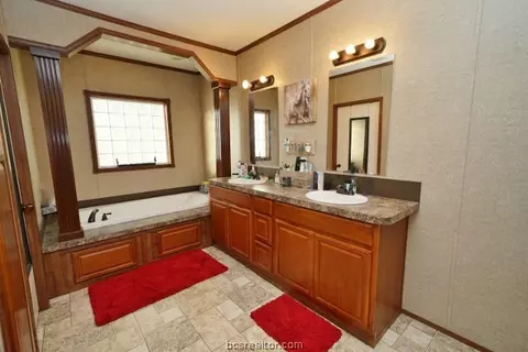 1177 Cazey Loop, Franklin, TX 77856 photo 8