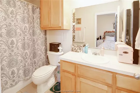 420-422 Freeman, Bryan, TX 77803 photo 13