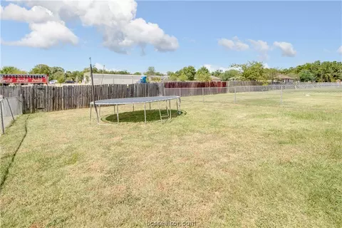 420-422 Freeman, Bryan, TX 77803 photo 16