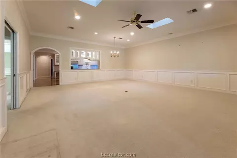 2810 Broadmoor Dr, Bryan, TX 77802 photo 9