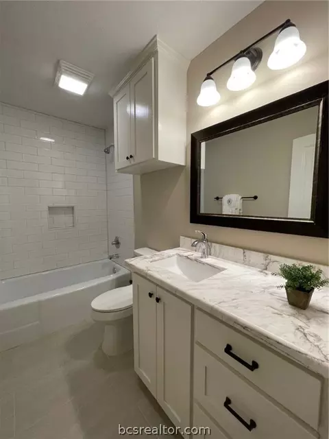 823 Vine St, Bryan, TX 77802 photo 13