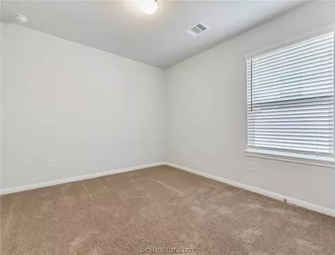 949 Harper Ln, Bryan, TX 77803 photo 11