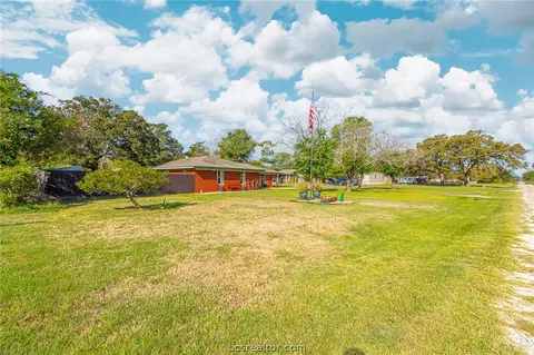1001 Maple, Calvert, TX 77837 photo 45