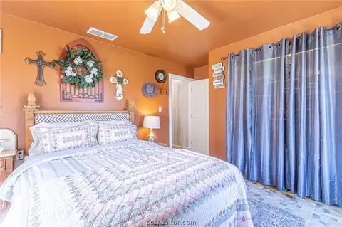 1001 Maple, Calvert, TX 77837 photo 30