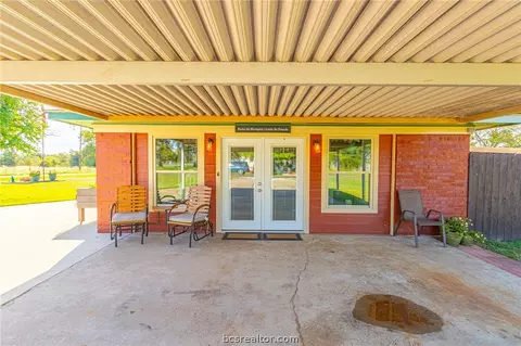 1001 Maple, Calvert, TX 77837 photo 32