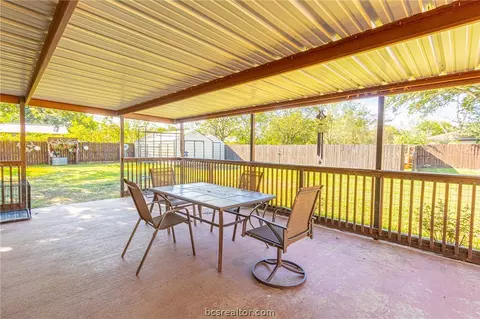 1001 Maple, Calvert, TX 77837 photo 34