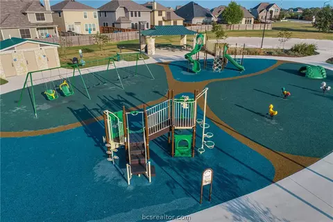 2031 Theresa Dr, Bryan, TX 77807 photo 11