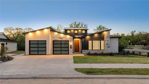 3601 River Birch Cir, Bryan, TX 77807 photo 2