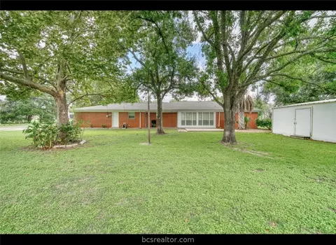 602 E Barton St, Calvert, TX 77837 photo 29