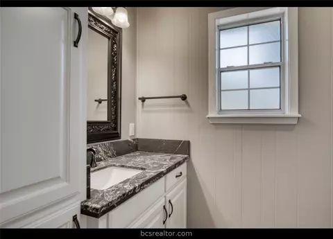 602 E Barton St, Calvert, TX 77837 photo 19