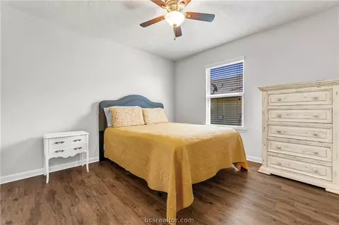 2139 Naples Way, Bryan, TX 77808 photo 18