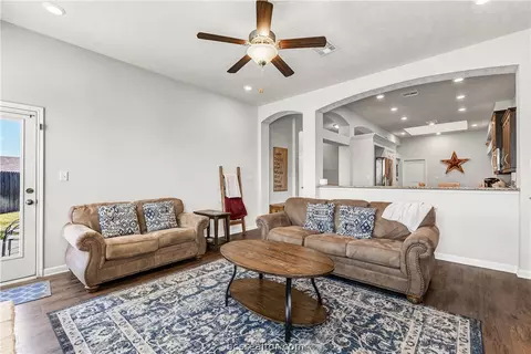 2139 Naples Way, Bryan, TX 77808 photo 13
