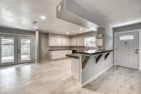 4105 Milton St, Bryan, TX 77803 photo 7
