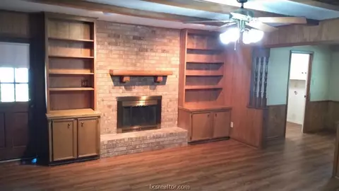 3600 Midwest Dr, Bryan, TX 77802 photo 4