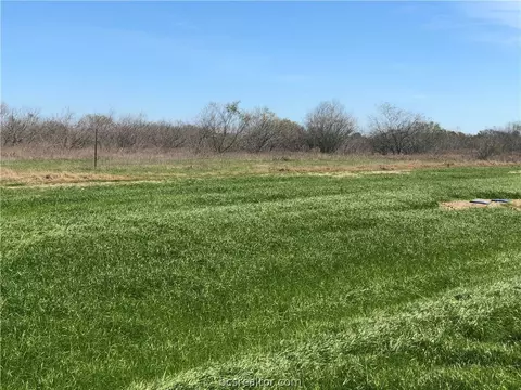7901 Greensboro Pl, Bryan, TX 77808 photo 2