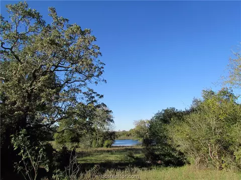 7901 Greensboro Pl, Bryan, TX 77808 photo 11