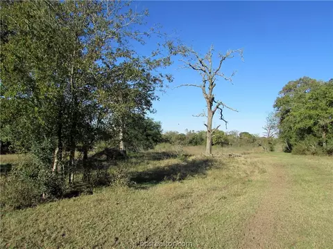 7901 Greensboro Pl, Bryan, TX 77808 photo 10