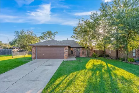 3908 Sioux, Bryan, TX 77802 photo 1