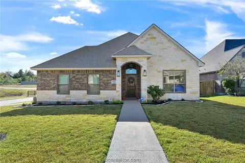 3556 Foxcroft Path, Bryan, TX 77808 photo 1