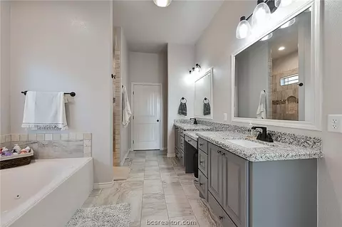3556 Foxcroft Path, Bryan, TX 77808 photo 13